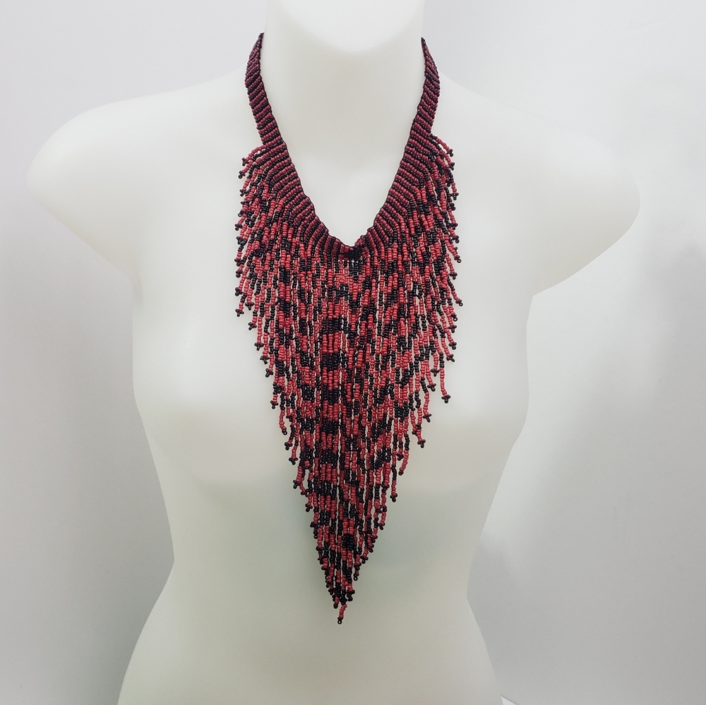 New Coral & Black Glass Seed Bead Fringe Necklace